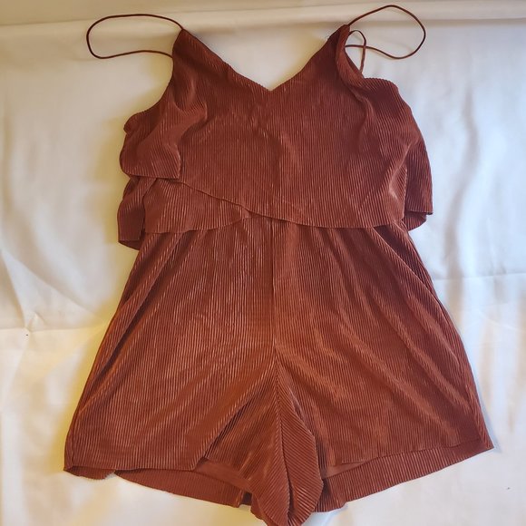 Silence & Noise Corduroy Rustic Copper Romper with Spaghetti Straps Sizes XS - Picture 13 of 16